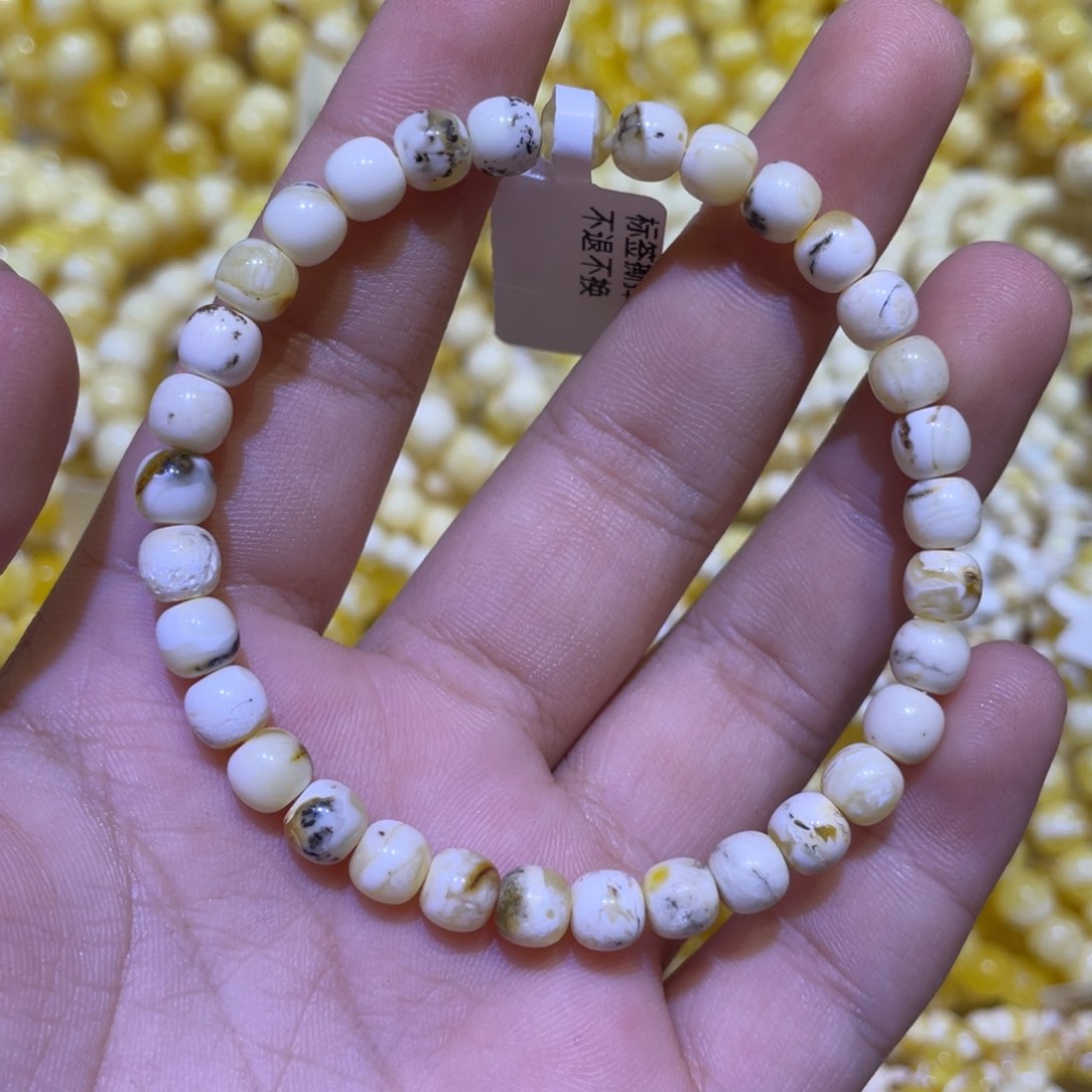 蜜蜡未镶嵌珠宝奇石6m