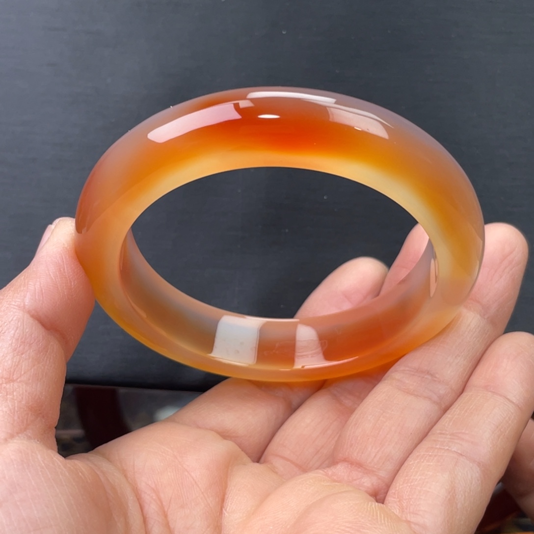 玛瑙/玉髓未镶嵌手镯56圈