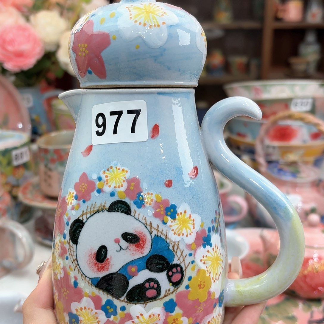 瓷片春****哈哈哈哈哈哈哈哈哈哈哈哥哥