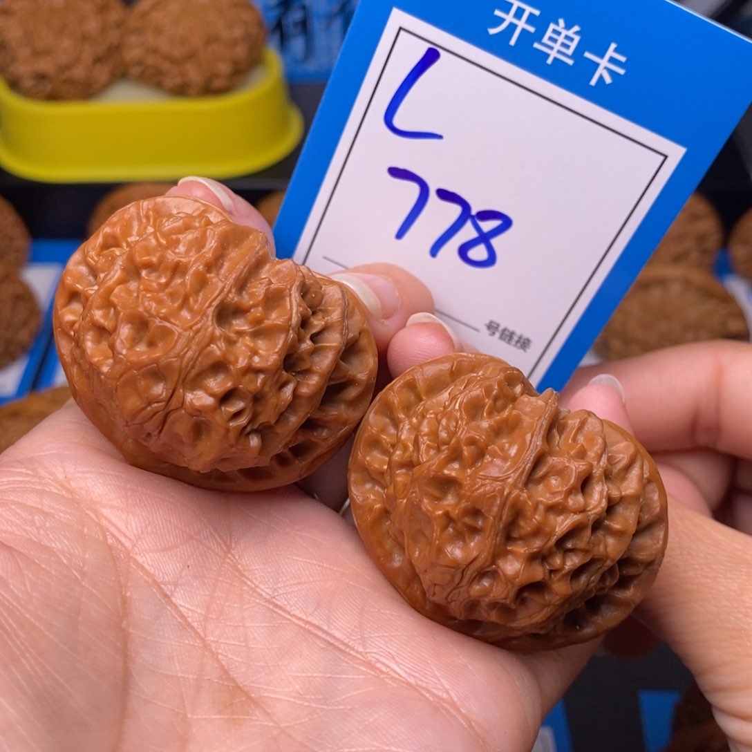 文玩核桃把件43宫灯778