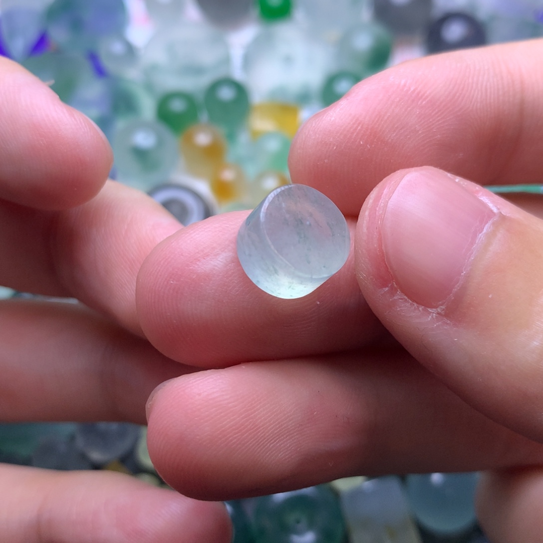 定制翡翠未镶嵌挂件