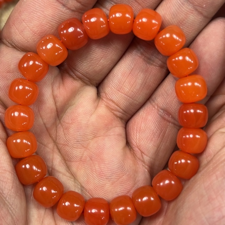 南红玛瑙手链未镶嵌