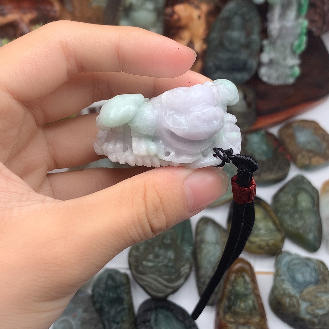 翡翠未镶嵌颈饰006