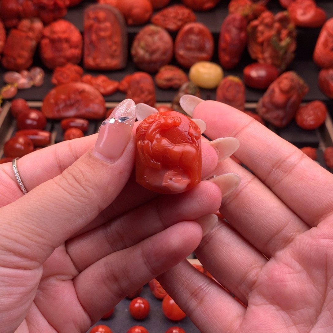 南红玛瑙未镶嵌保山马上有钱吊坠22.4mm