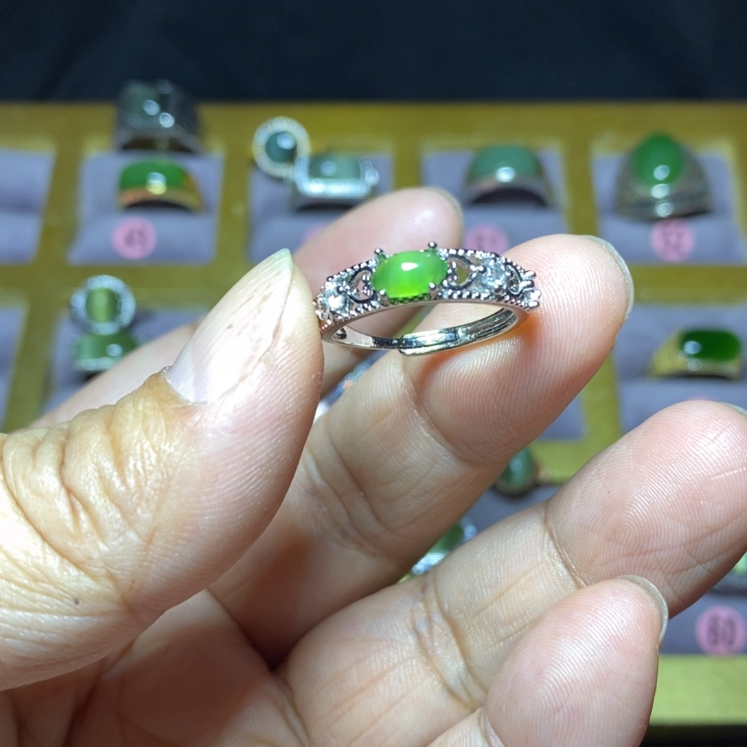 和田玉（碧玉）戒指未镶嵌