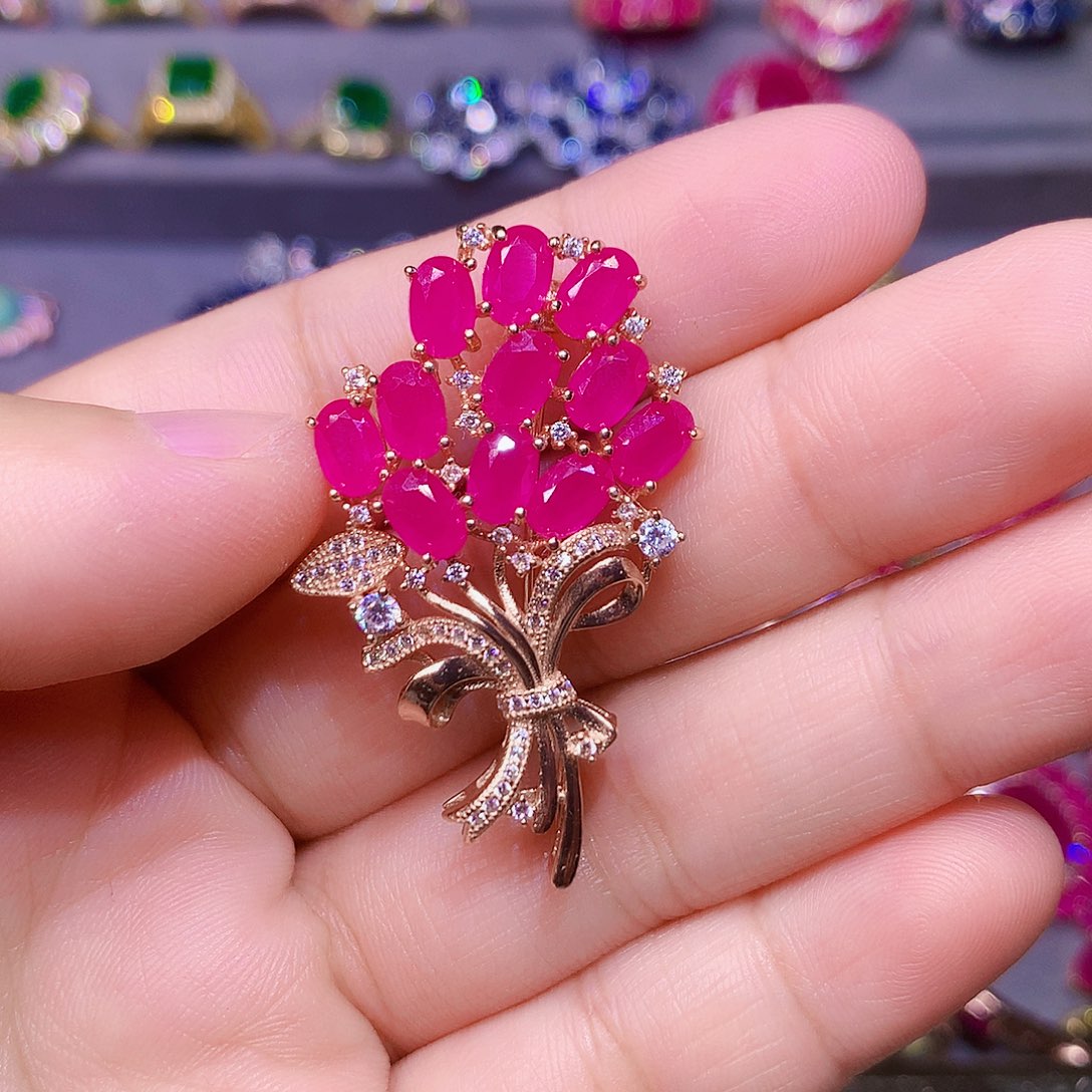 红宝石胸饰银S925镶嵌