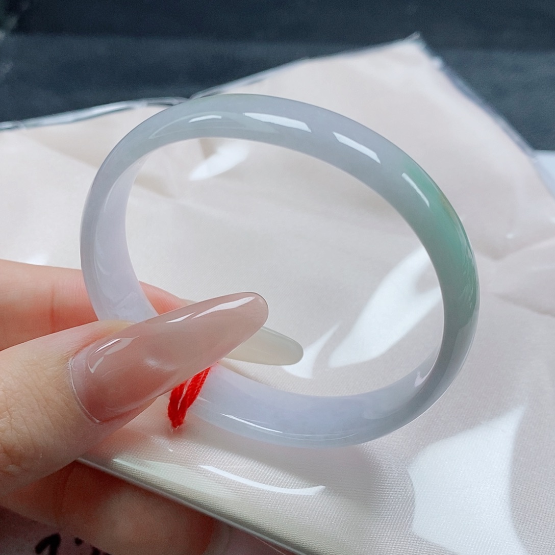 【闪购商品】未镶嵌手镯（贵妃镯）翡翠418号