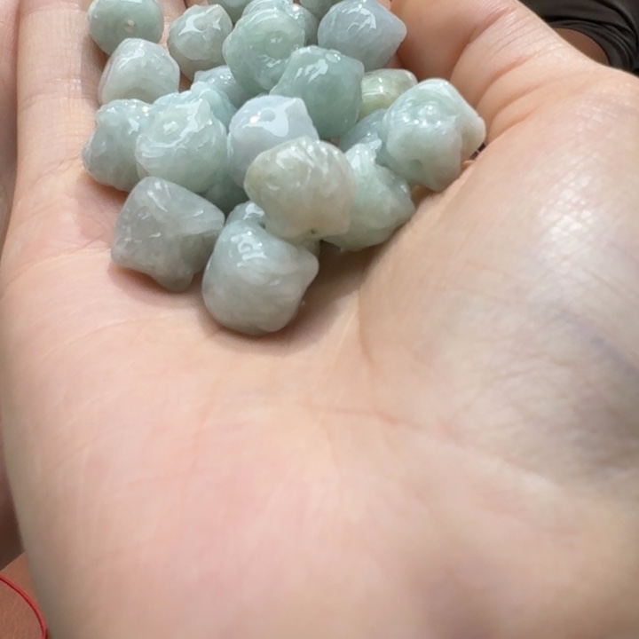 未镶嵌挂件翡翠福利1个，不包邮，拍一单邮费发货