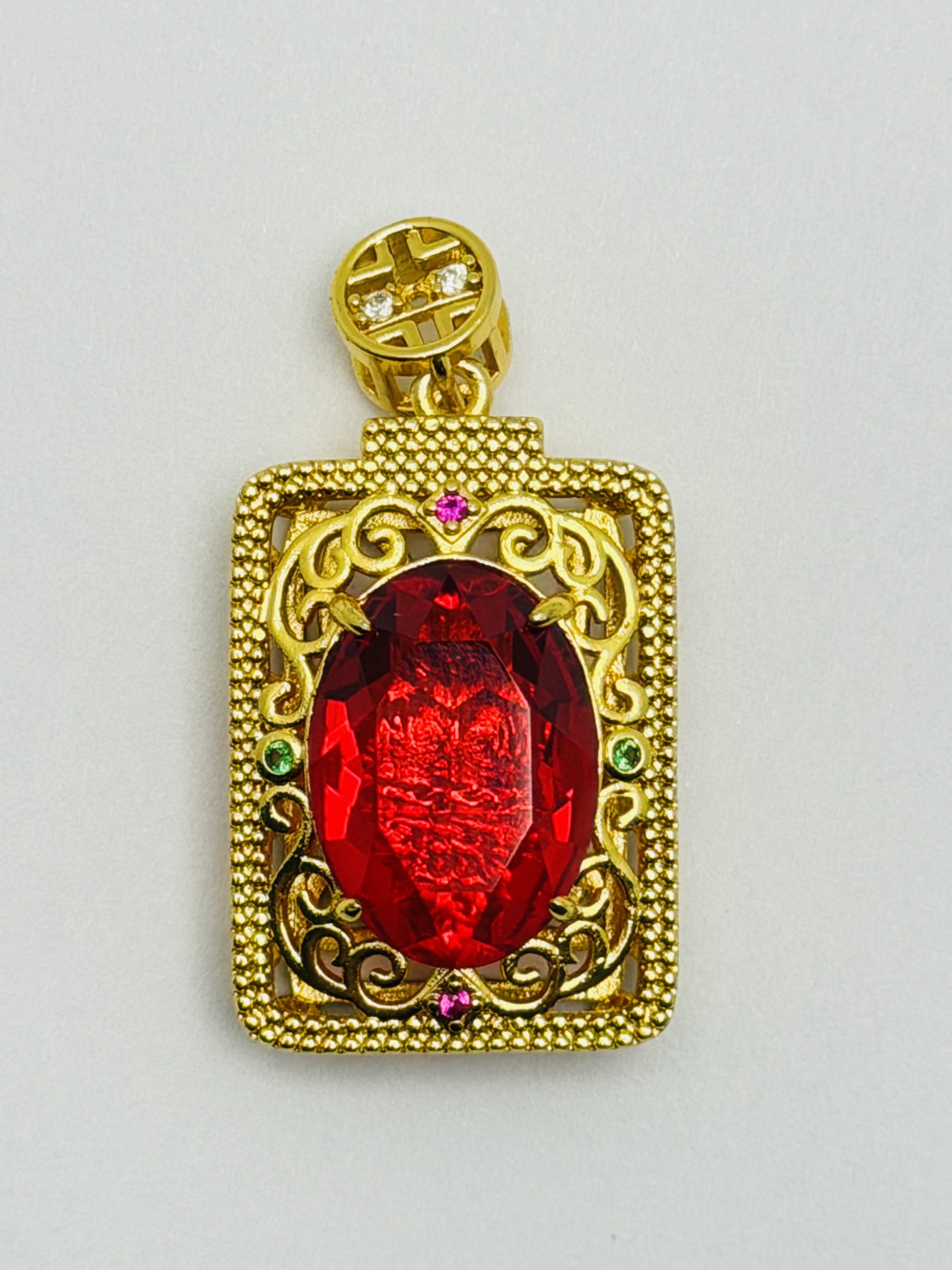 卉藏珍品红D042时尚源头甄选配搭首饰有礼盒吊坠配链子