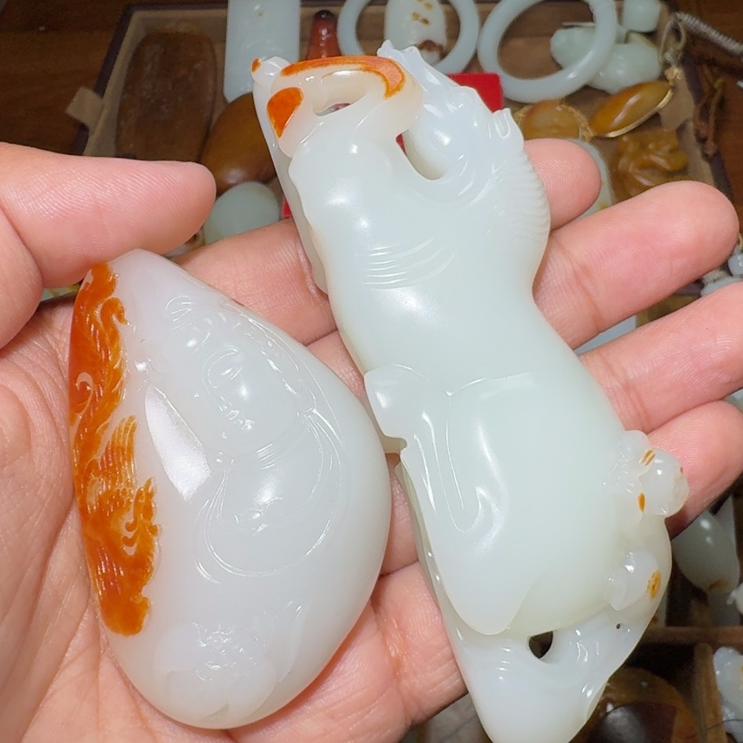 和田玉颈饰未镶嵌一**山