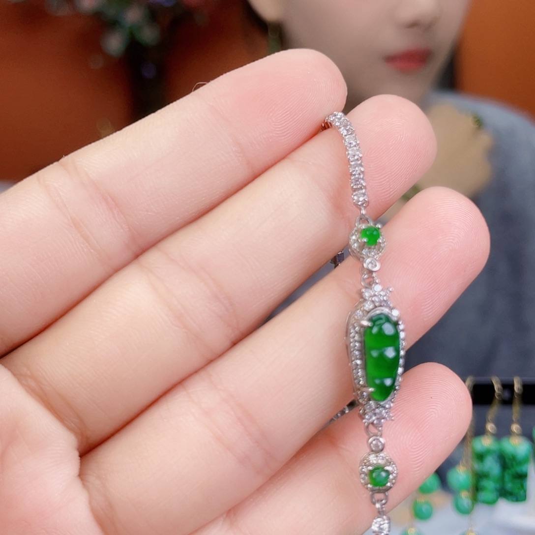 翡翠银S925镶嵌耳饰