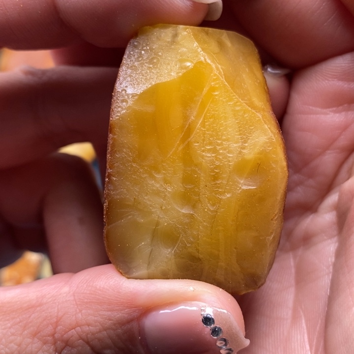 定制琥珀未镶嵌蜜蜡