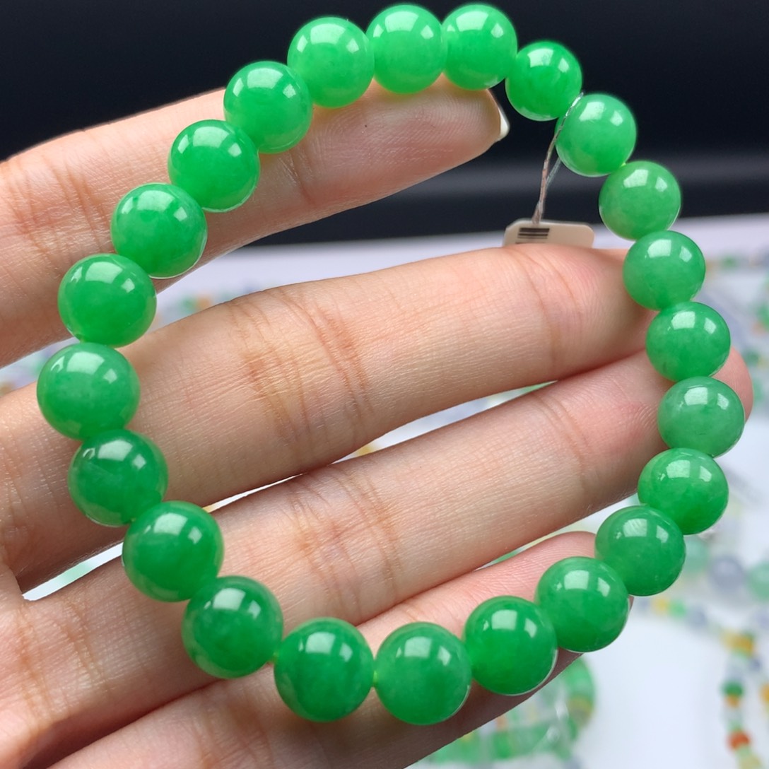 翡翠手链未镶嵌卡