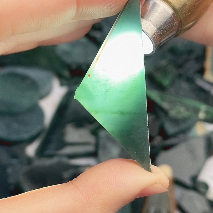 翡翠裸石纯天然翡翠