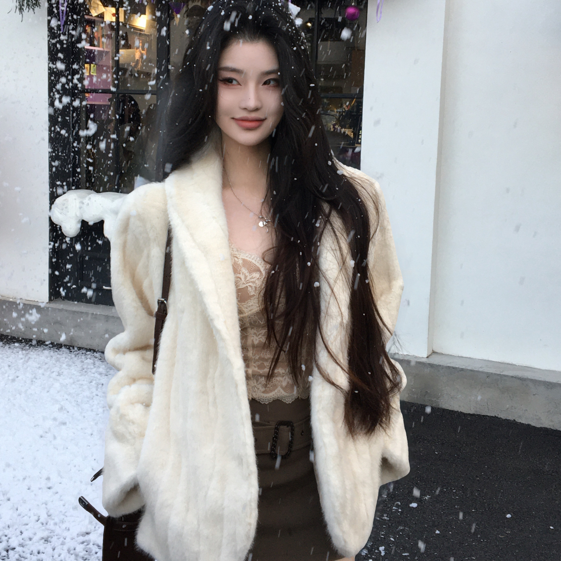 中古风轻奢金叶貂青果领毛皮毛一体外套冬季V领仿皮草外套大衣女