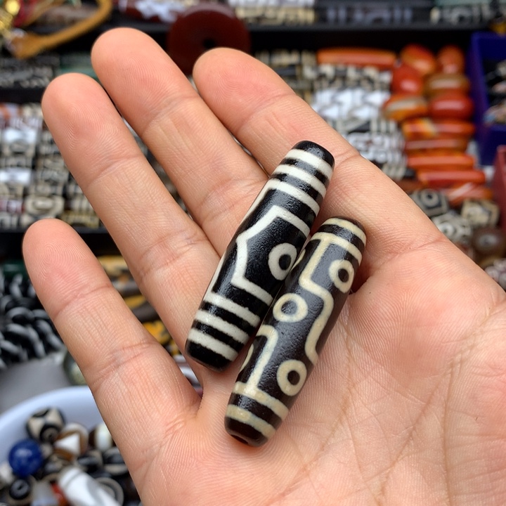 中***坡玛瑙/玉髓未镶嵌吊坠(赠链)