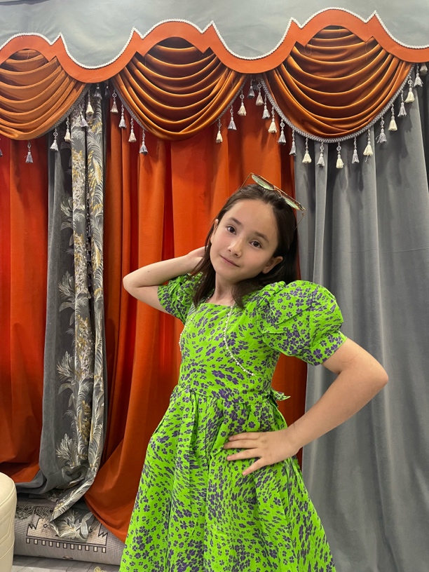 B类碎花短袖连衣裙裙子复古时尚小个子修身夏季甜美印花