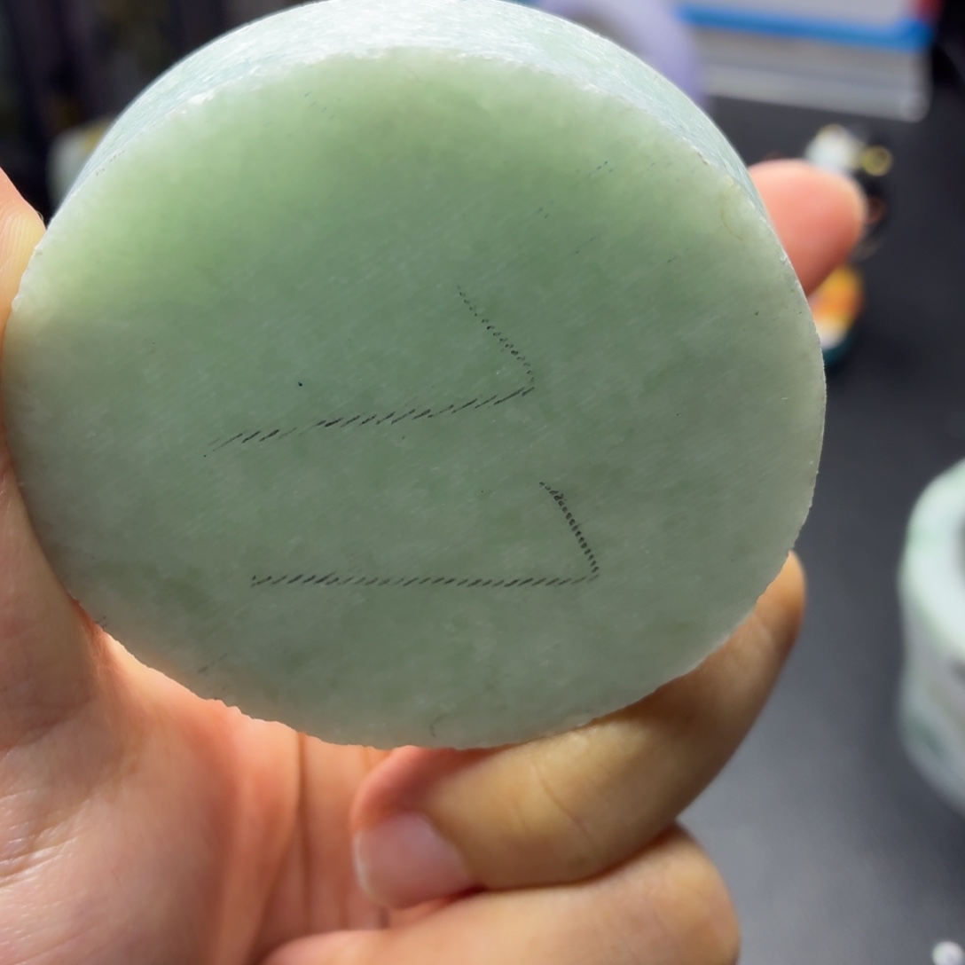 定制翡翠未镶嵌缅A翡翠多样性发一