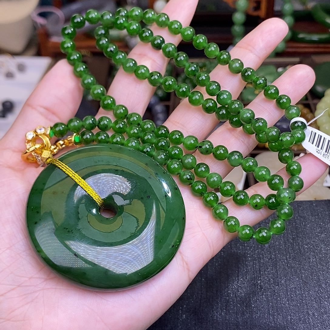 和田玉碧玉套链清货价未镶嵌