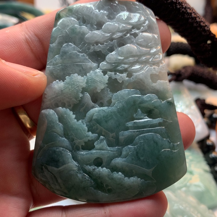 翡翠未镶嵌颈饰保真天然a货翡翠