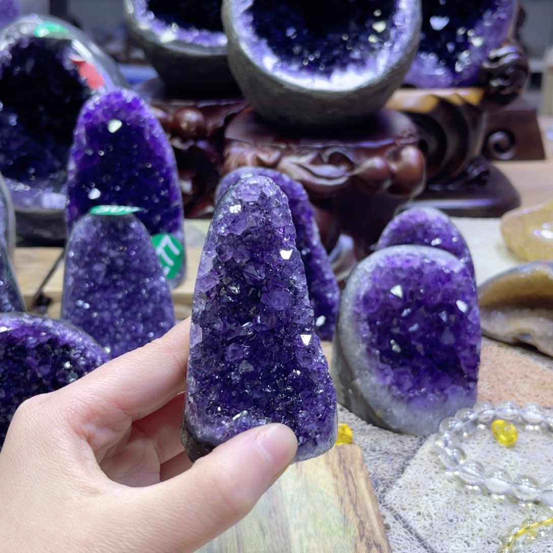 紫晶摆件未镶嵌紫水晶