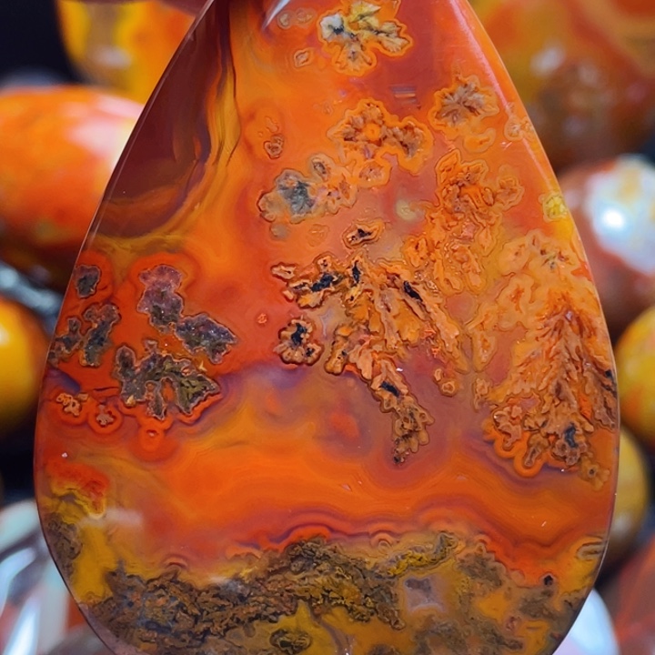 玛瑙/玉髓战国红玛瑙挂件未镶嵌