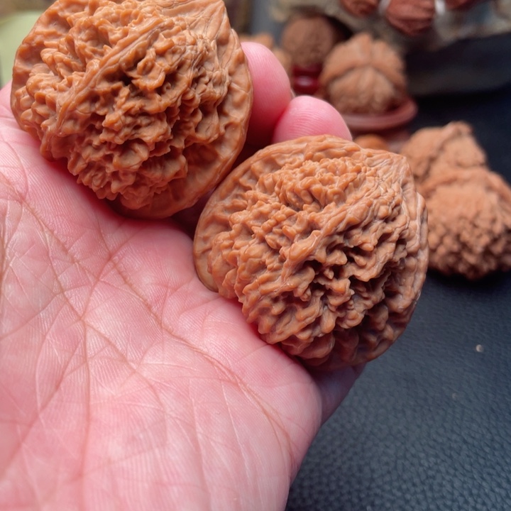 文玩核桃把件45全品满天星