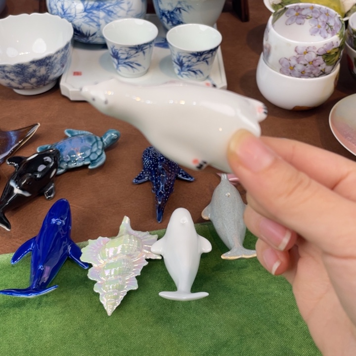 请***满景德镇陶瓷艺术品