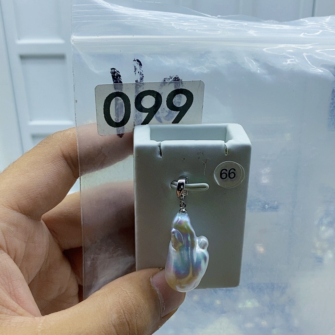 淡水珍珠合金颈饰