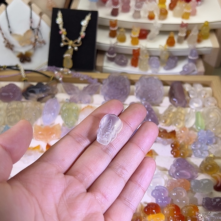 玛瑙/玉髓未镶嵌颈饰