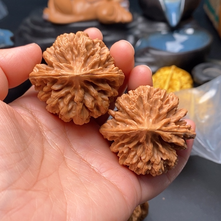 文玩核桃把件花王44尺