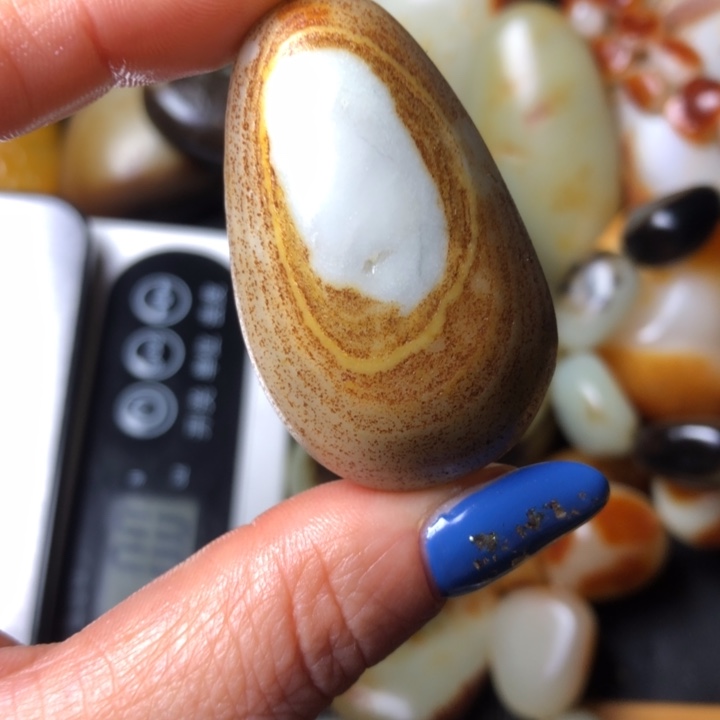 和田玉未镶嵌珠宝奇石