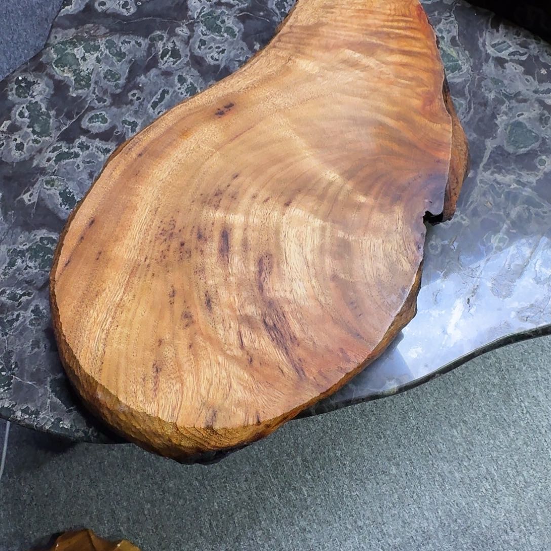 梁***阁香樟木一物一拍实物以直播间为准