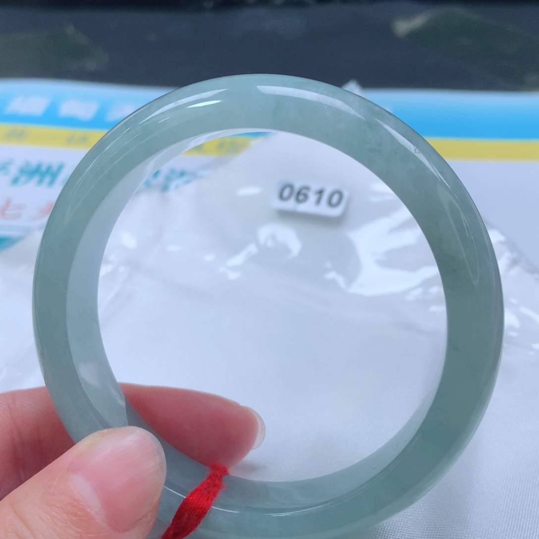 翡翠手镯未镶嵌0610号
