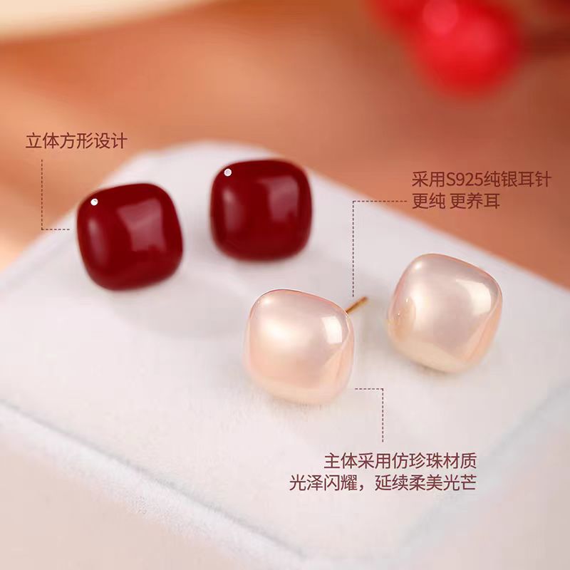 钛钢锆石耳饰 方糖女纯色千金风复古风红色耳钉经典小众百搭精致
