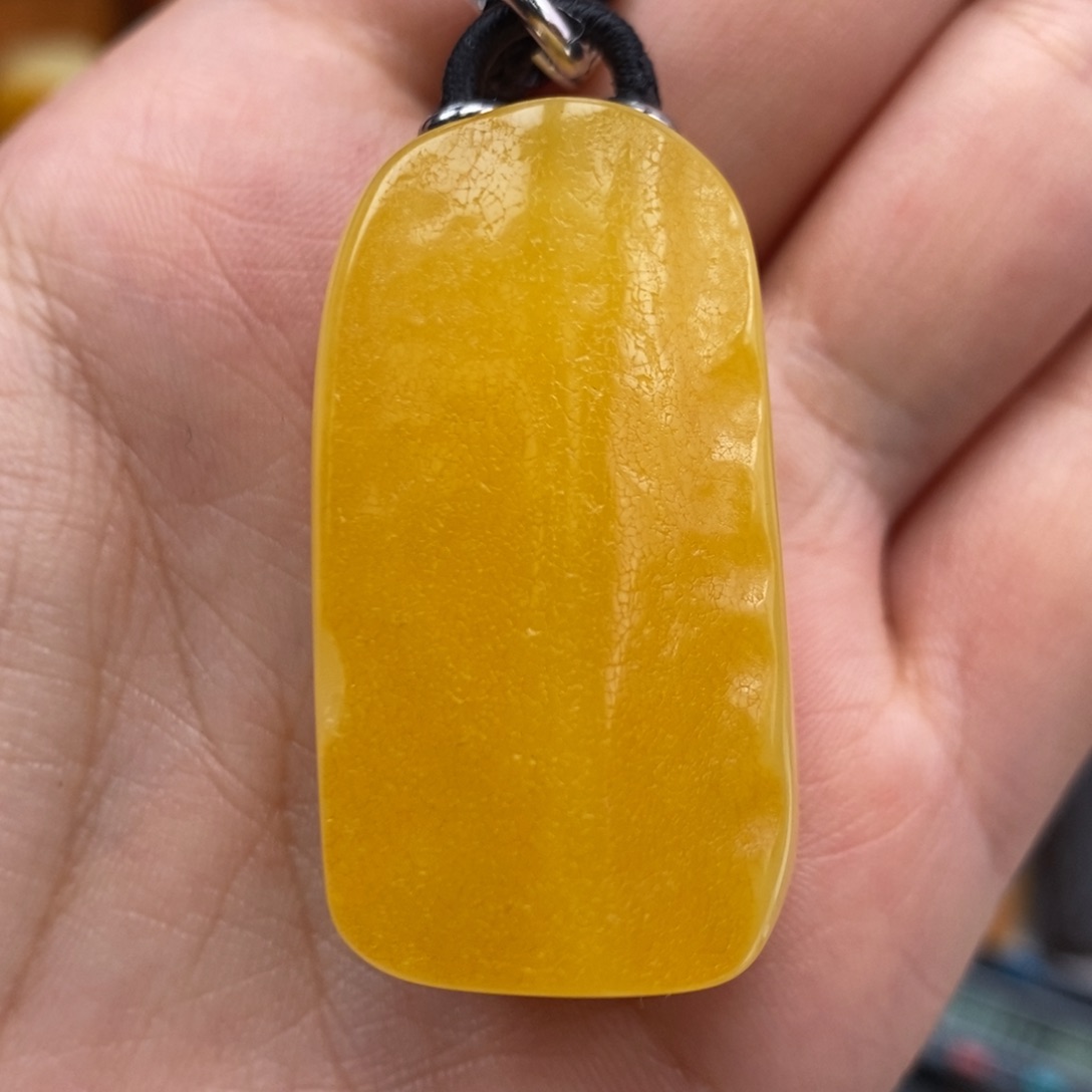 琥珀吊坠(赠链)未镶嵌