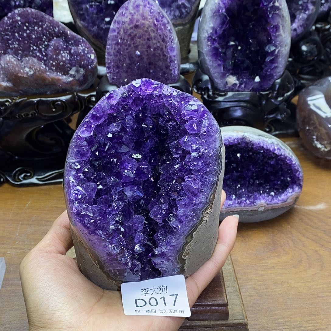 紫晶大型摆件（非配饰）未镶嵌
