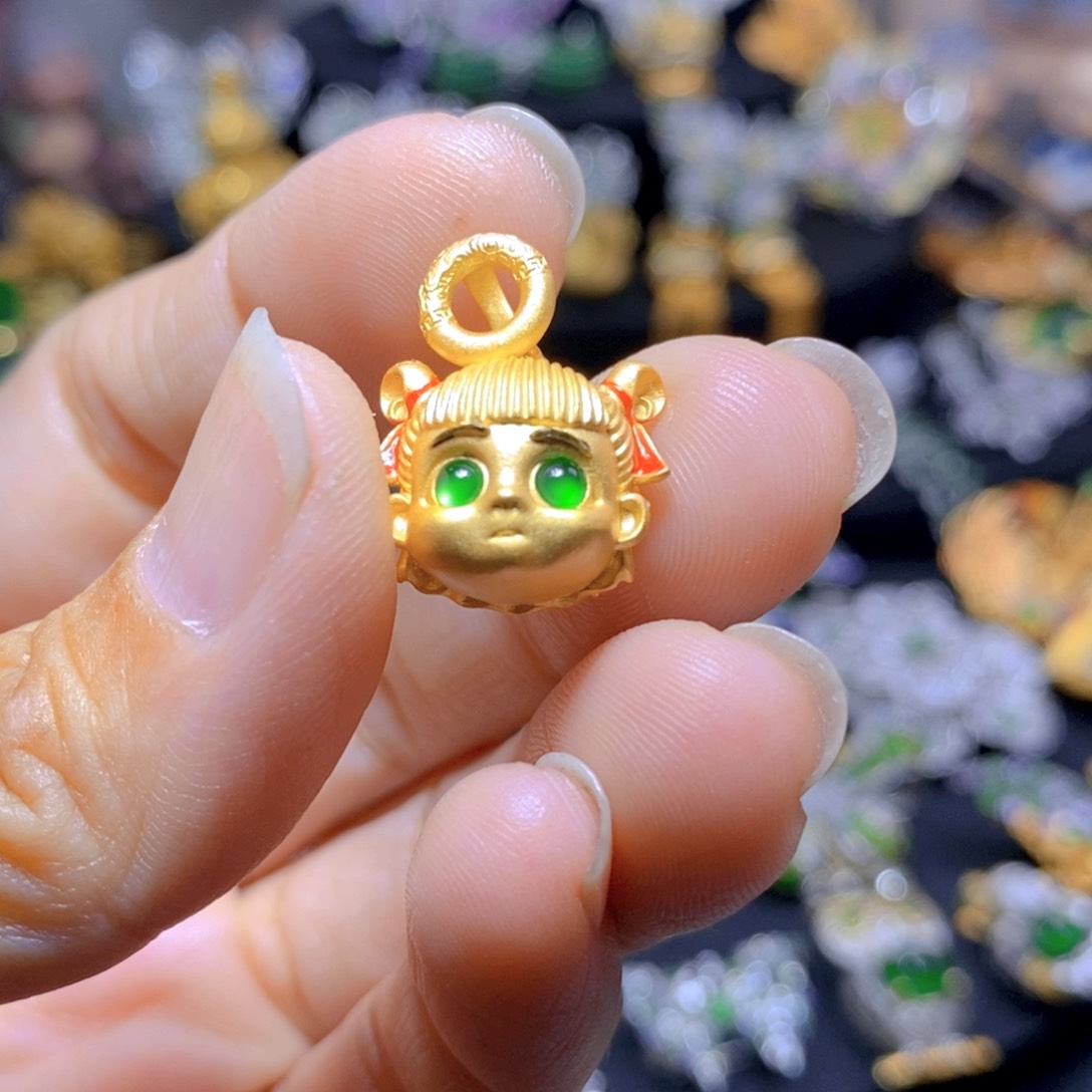 翡翠银S925镶嵌耳钉天然翡翠