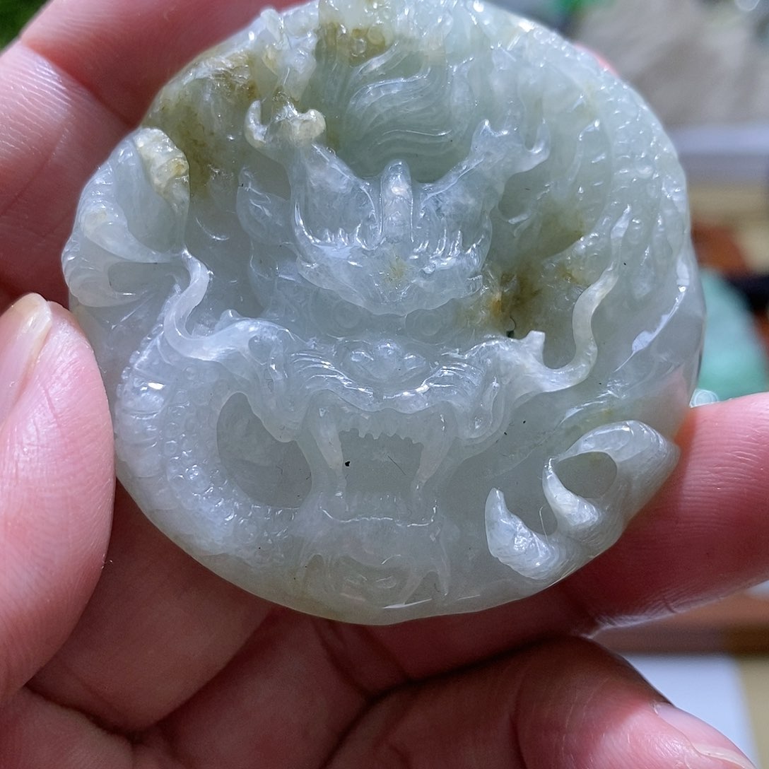 【闪购商品】翡翠颈饰未镶嵌1111111111111