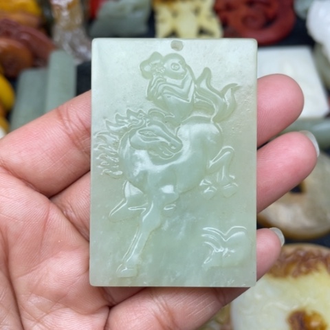 蛇纹石玉颈饰未镶嵌8