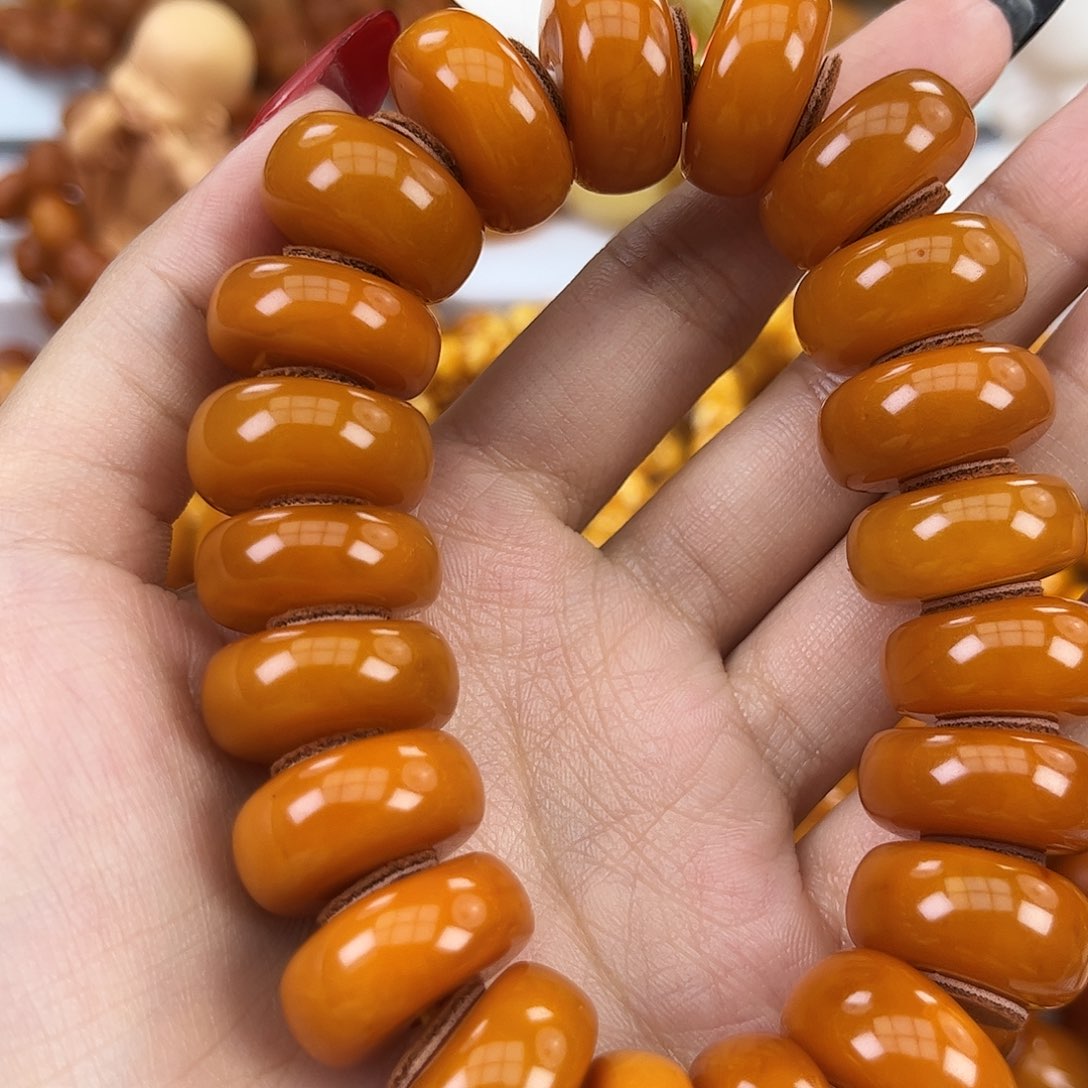 琥珀颈饰未镶嵌蜜蜡