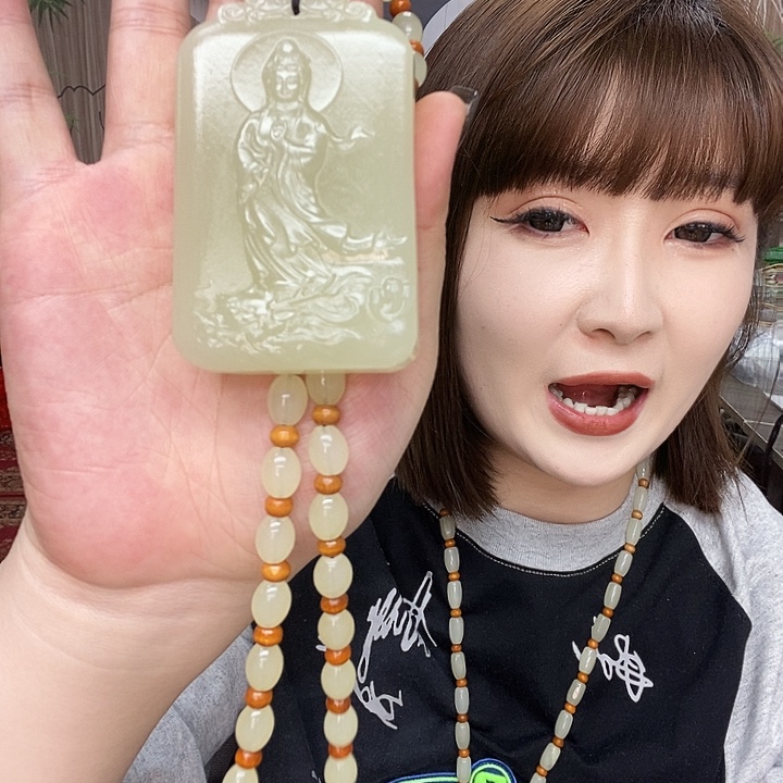 和田玉未镶嵌颈饰