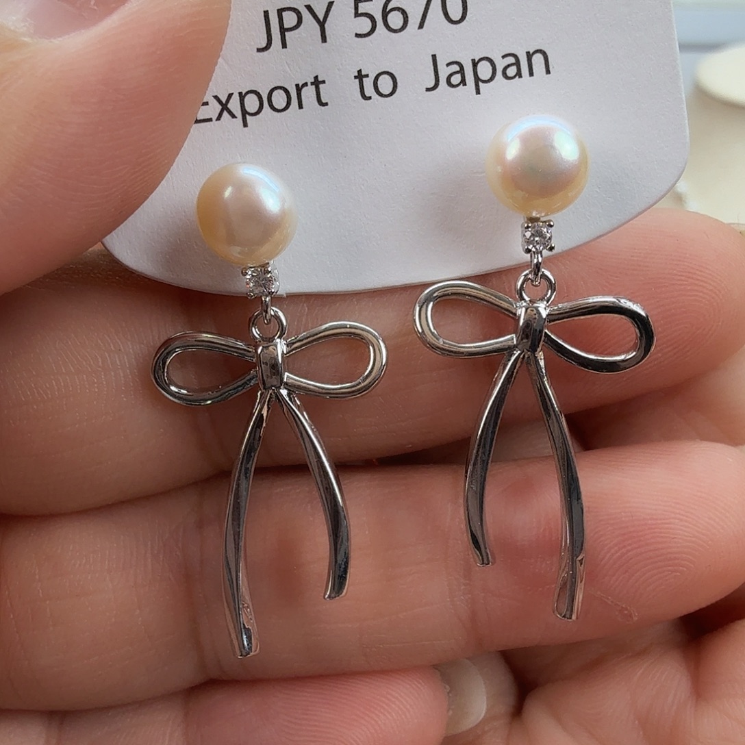 淡水珍珠耳饰未镶嵌