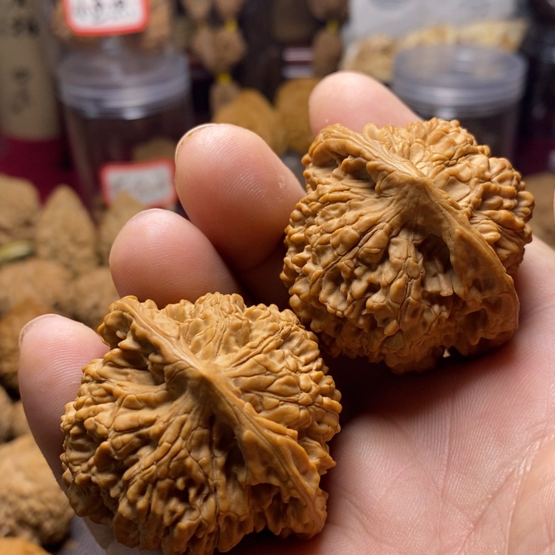 核桃手串/手链丶*奔2016年官帽