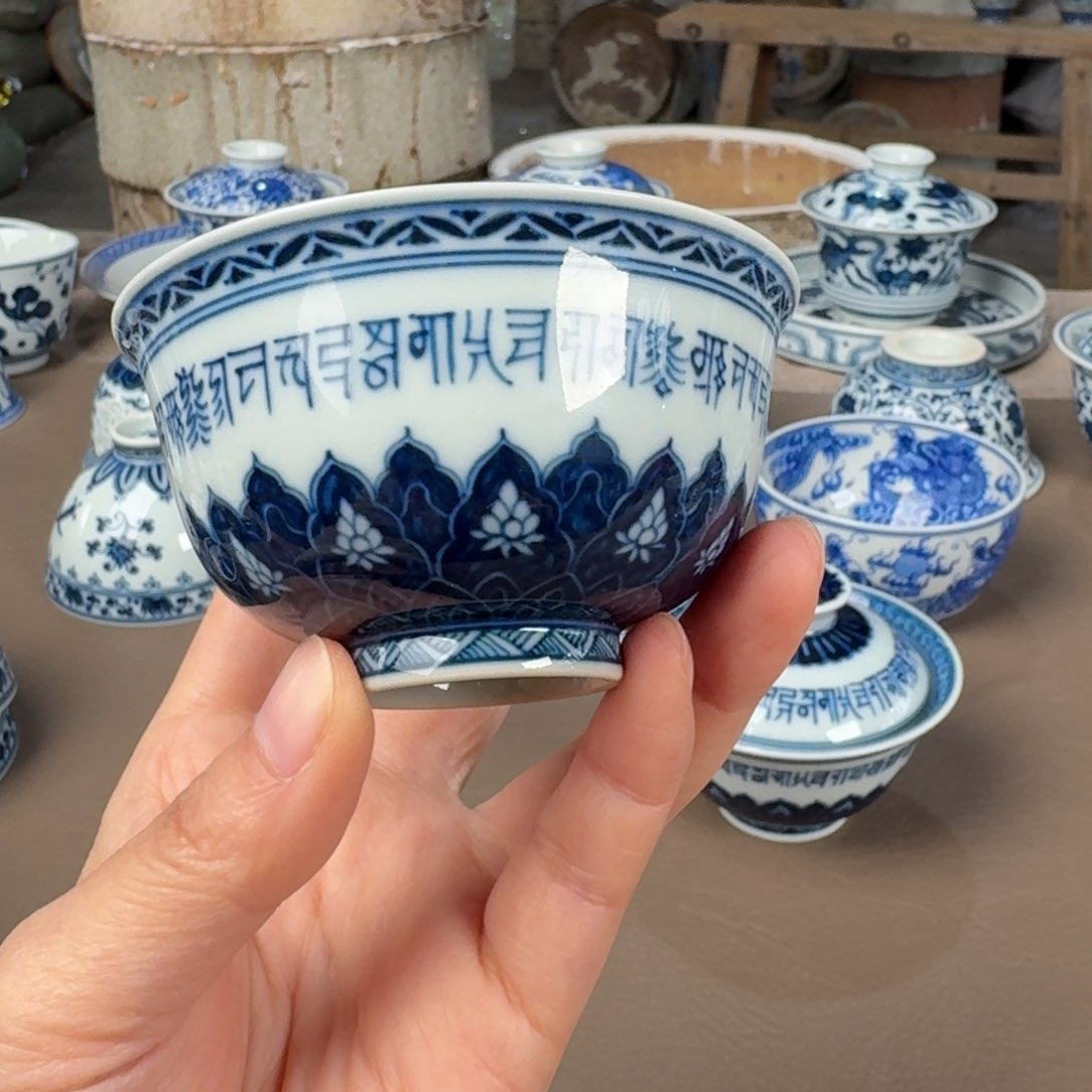 景德镇陶瓷手工手绘