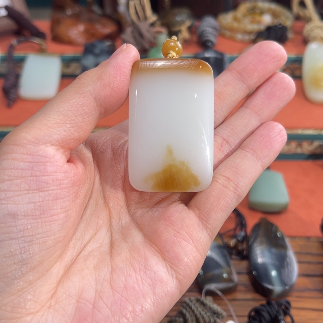 和田玉挂件未镶嵌6**l