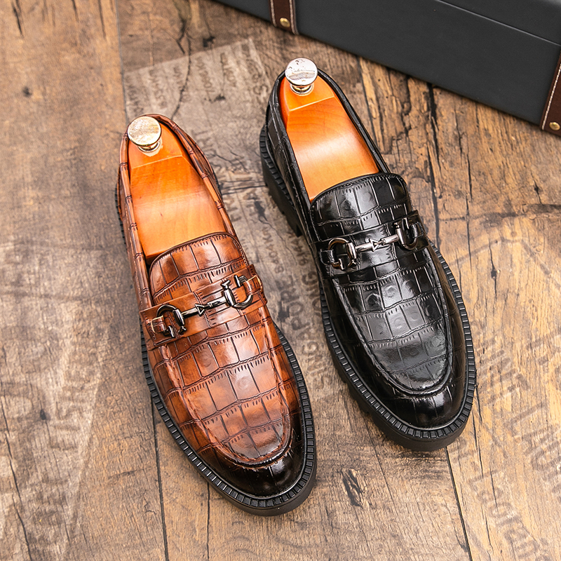 8203格斗公牛英伦男士商务正装休闲鞋结婚新郞一脚蹬厚底增高皮鞋