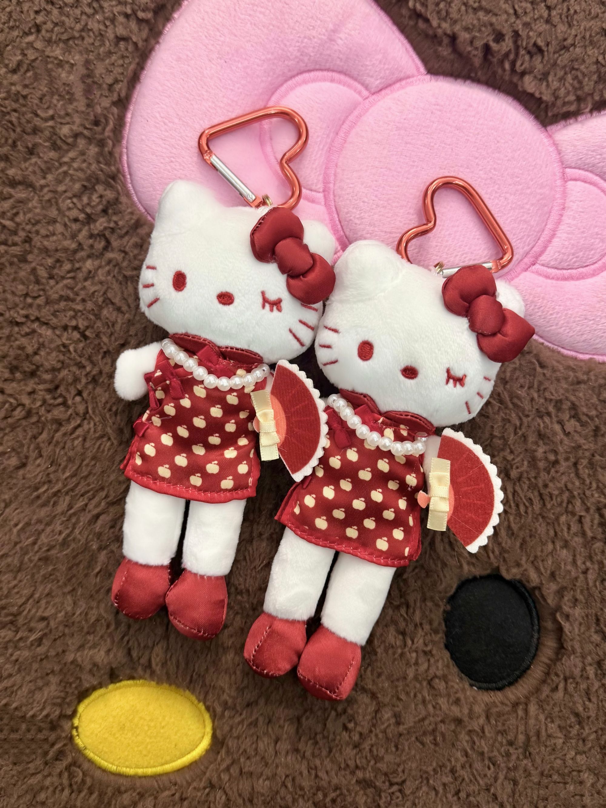 香港动漫节限定红色旗袍hellokitty包包挂件可爱挂饰kitty挂件
