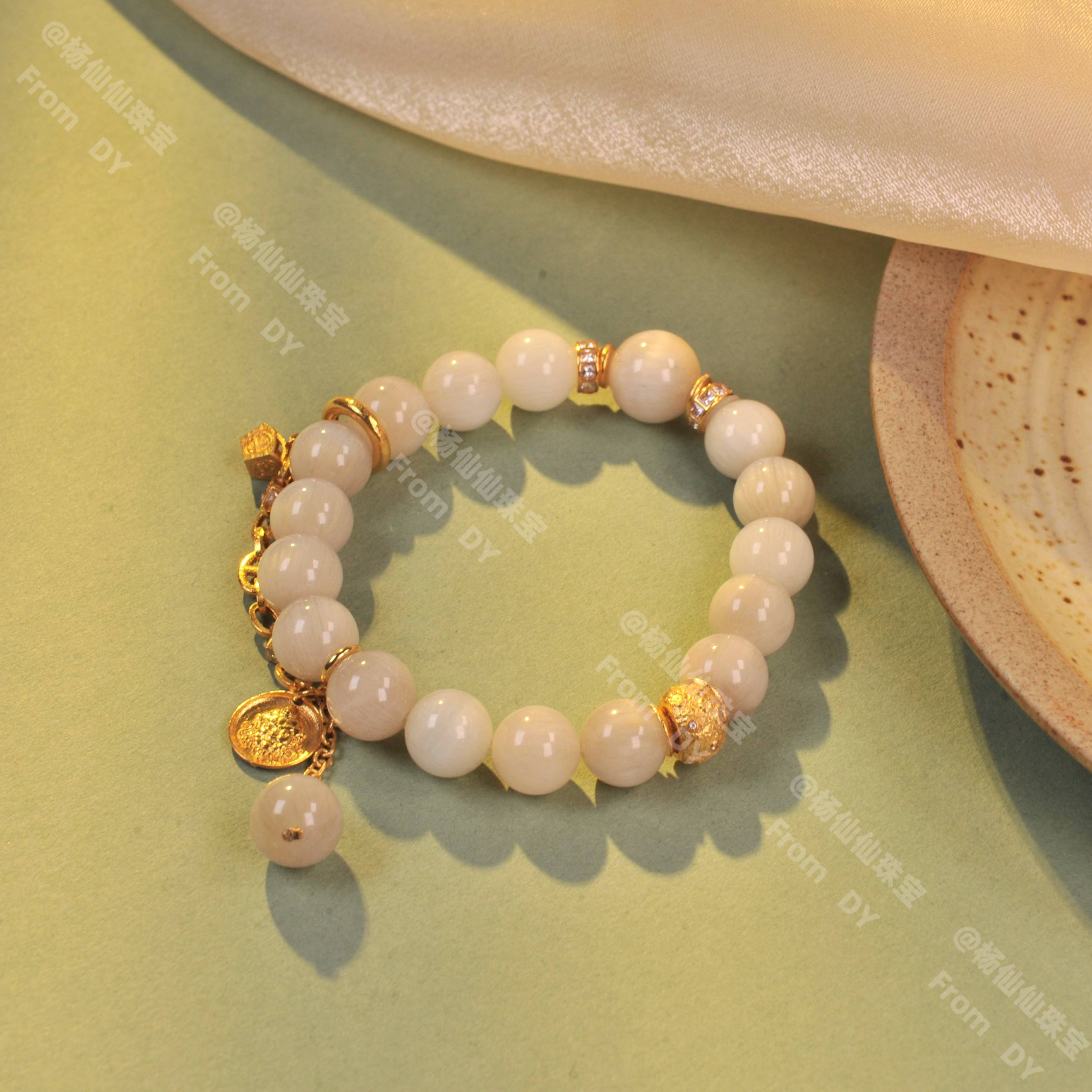 【杨仙仙珠宝】18K金镶嵌兔毛水晶多宝手串（9mm)- A4286