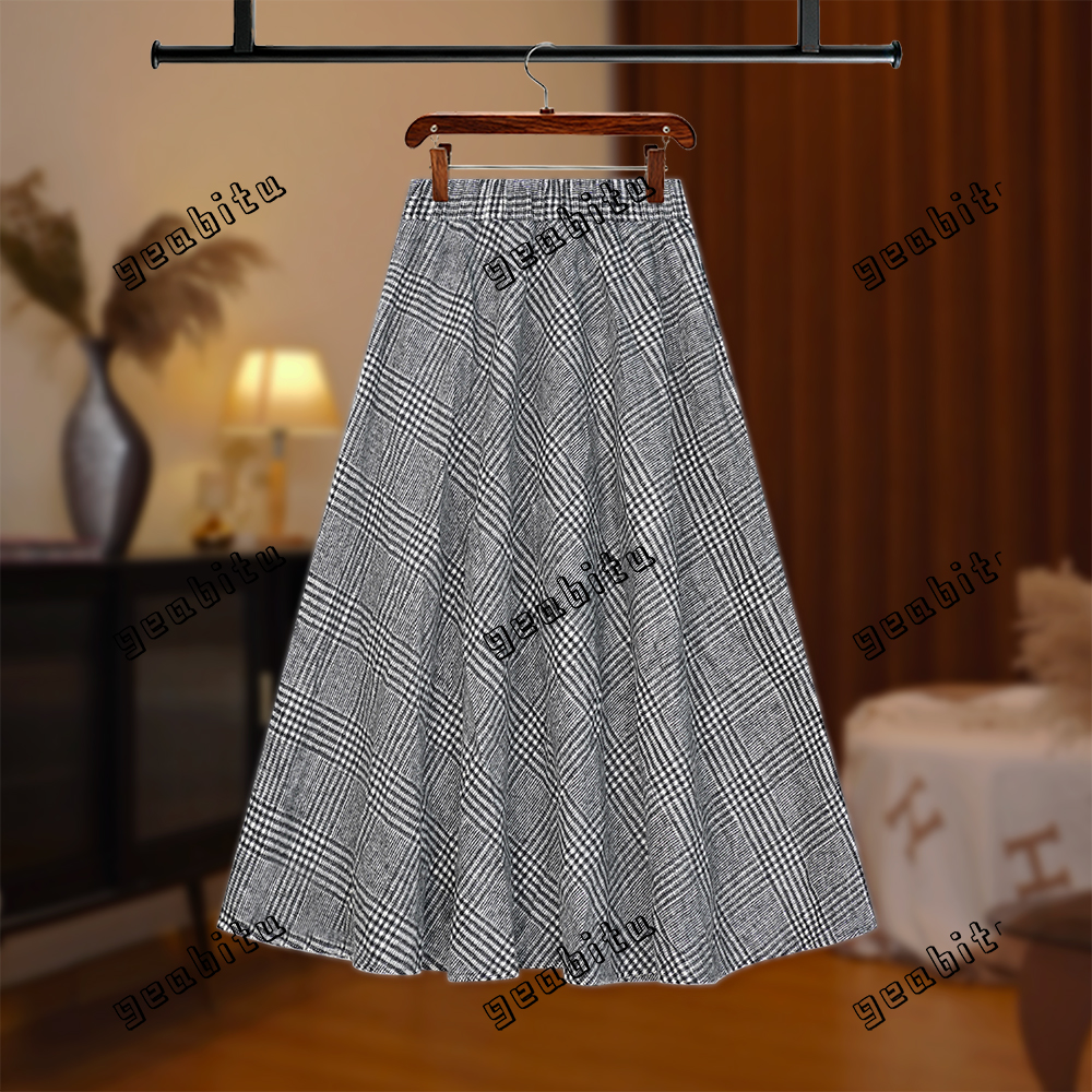 【GG专属】2025新款秋冬百搭复古黑白条纹大摆半身裙显瘦D8527